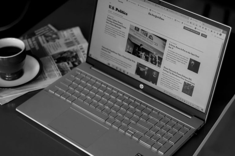 редактор сверяет заголовок с готовым текстом